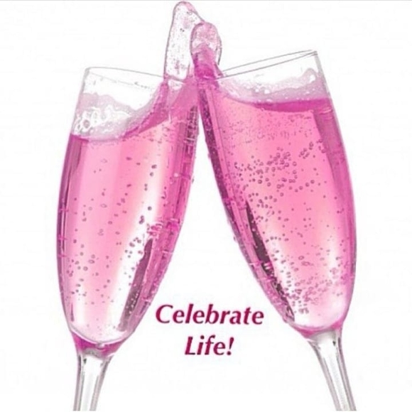 Meet your Posher, Tracy - Picture 1 of 1